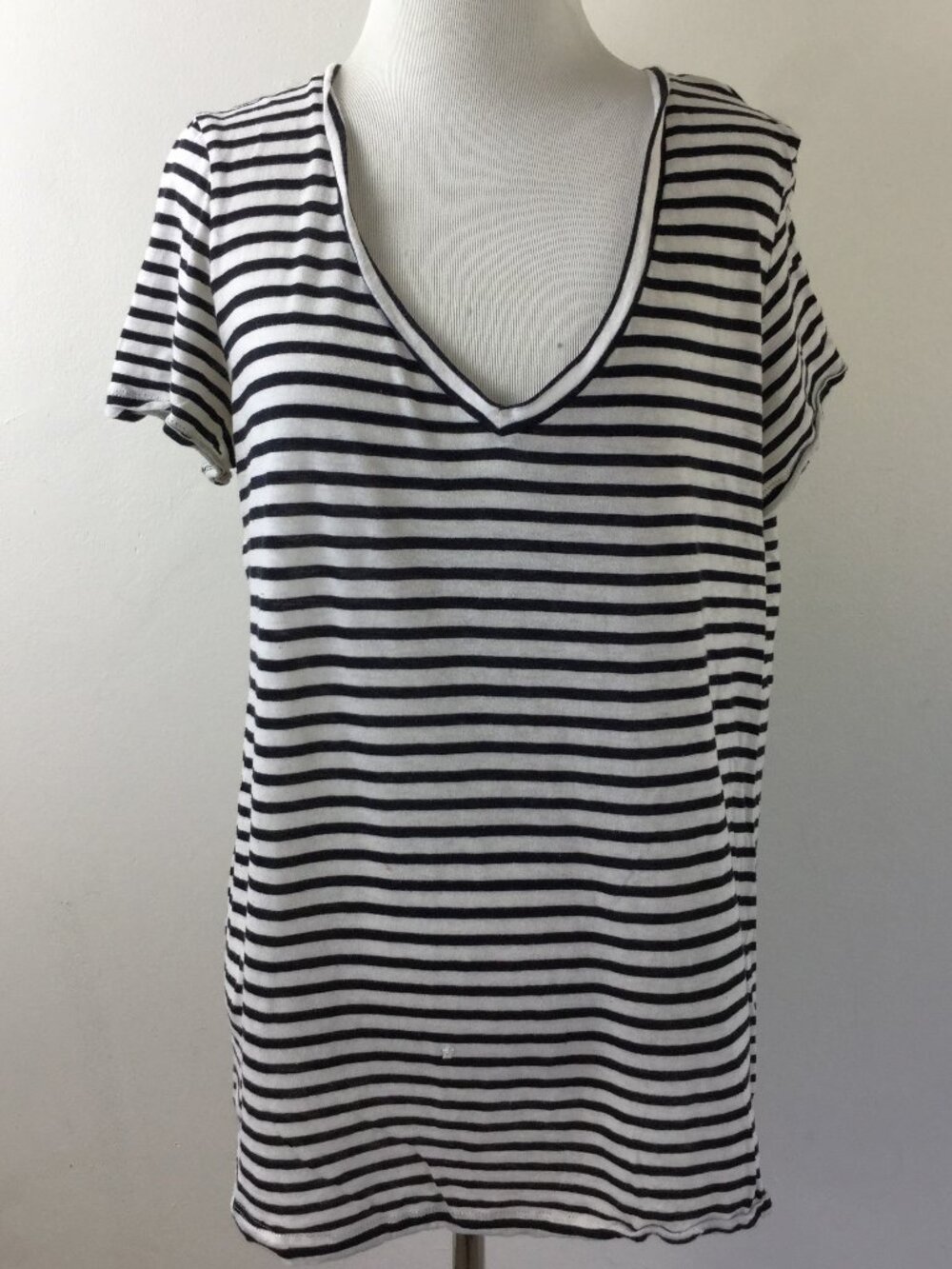 AG Adriano Goldschmied V-neck Stripe Tshirt l